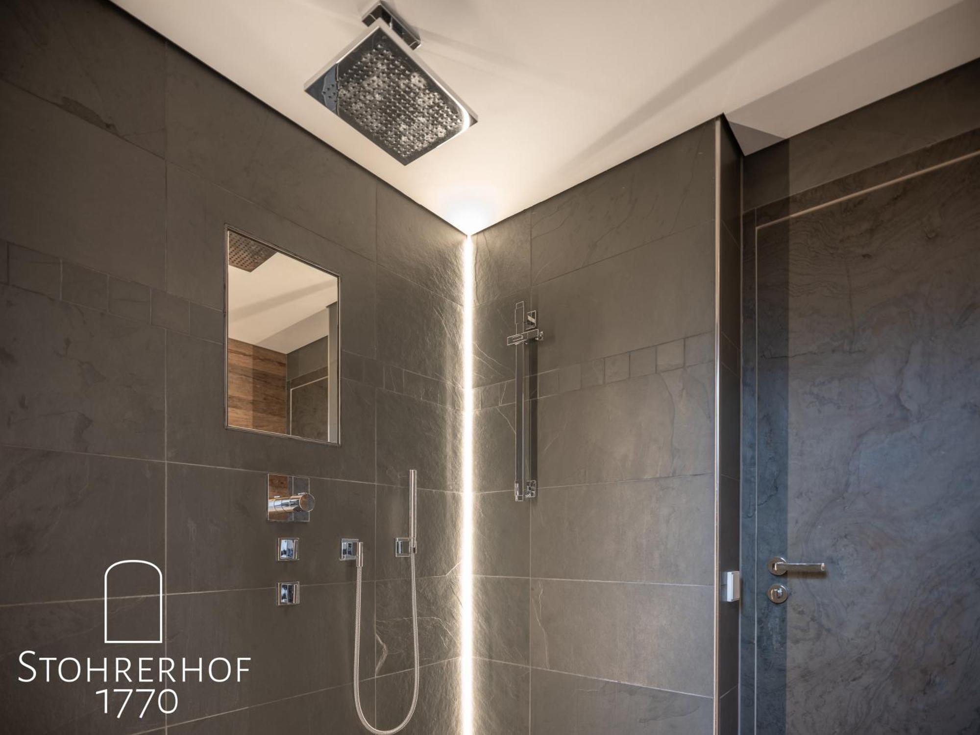 5 Sterne Penthouse-Loft Gut Stohrerhof Bis 4 Personen Dießen am Ammersee Zewnętrze zdjęcie